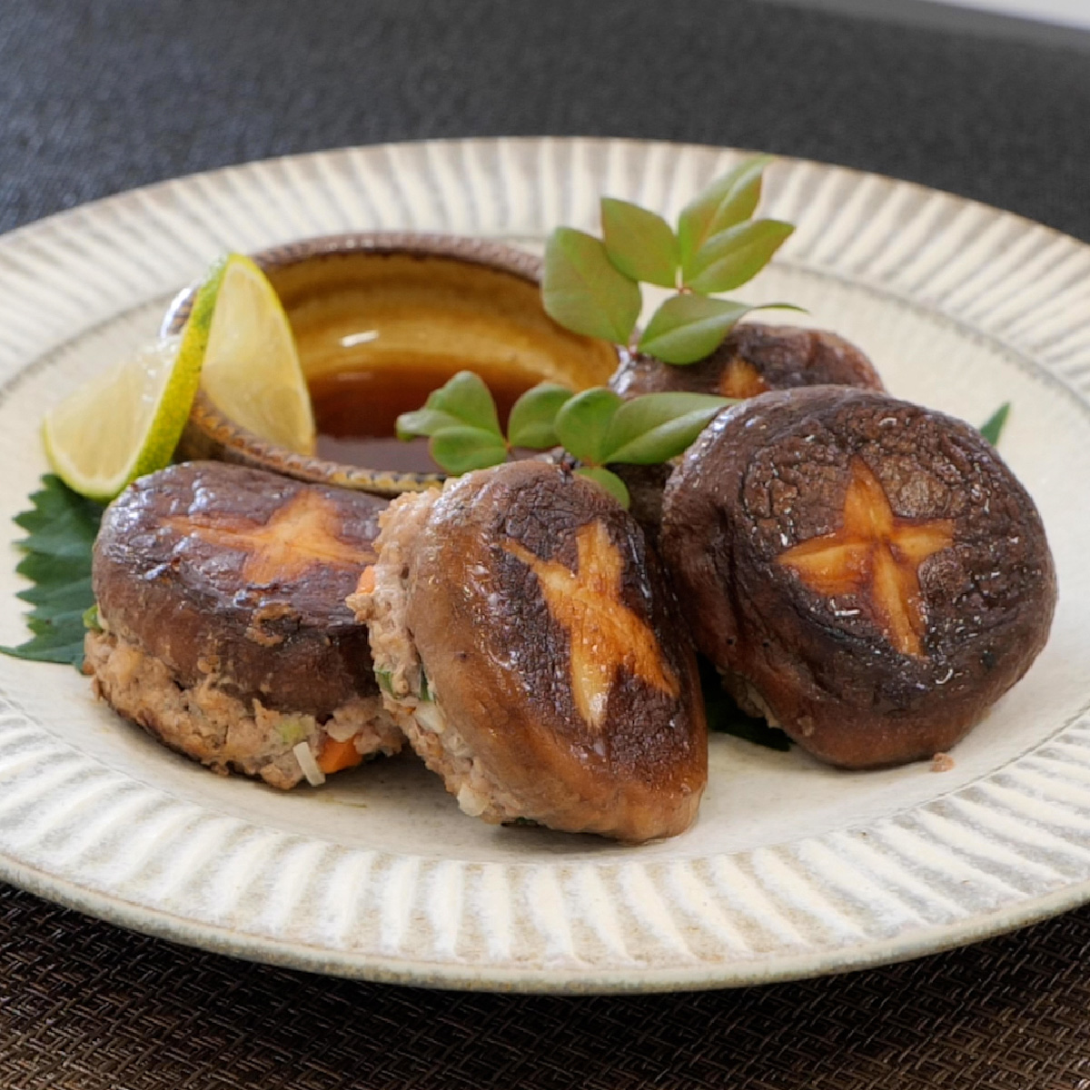 まるごとしいたけバーグ