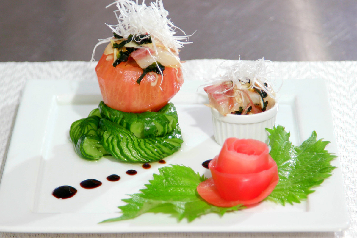 タイのお刺身サラダ タンバル仕立て